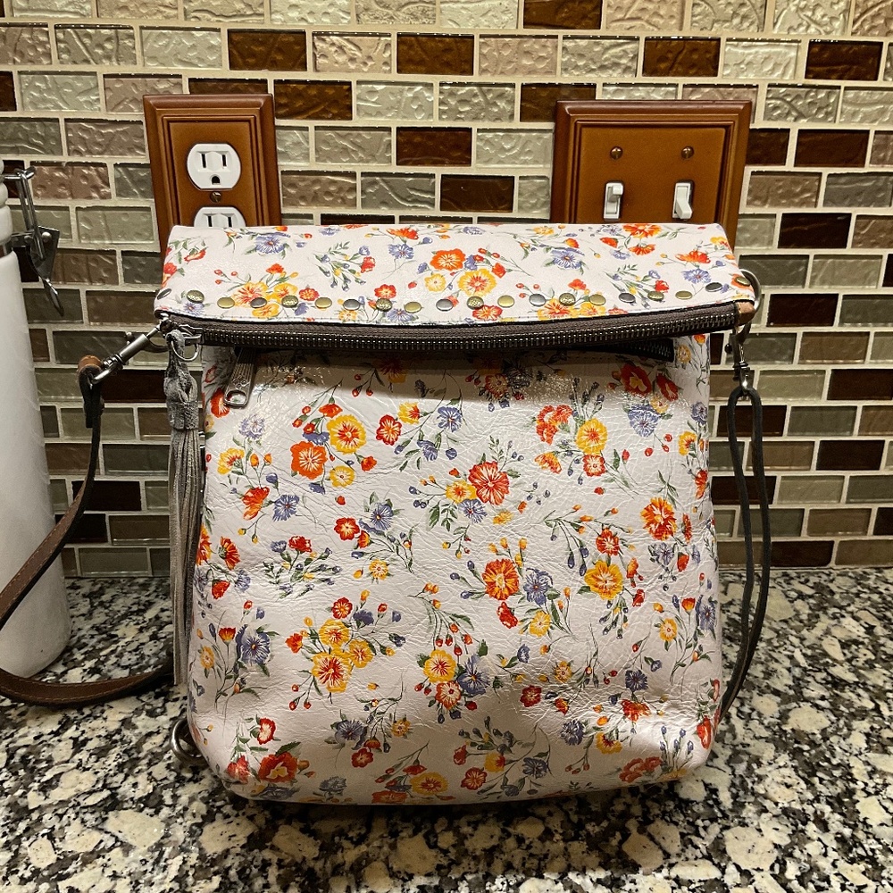 PATRICIA NASH HANDBAG/BACKPACK EXCELLENT CONDITION NWOTs